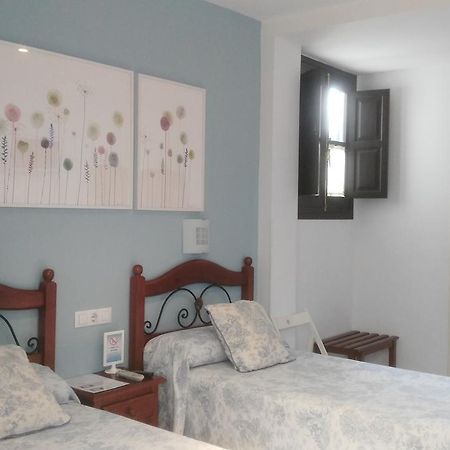 Hostal Azahar Кордова Экстерьер фото