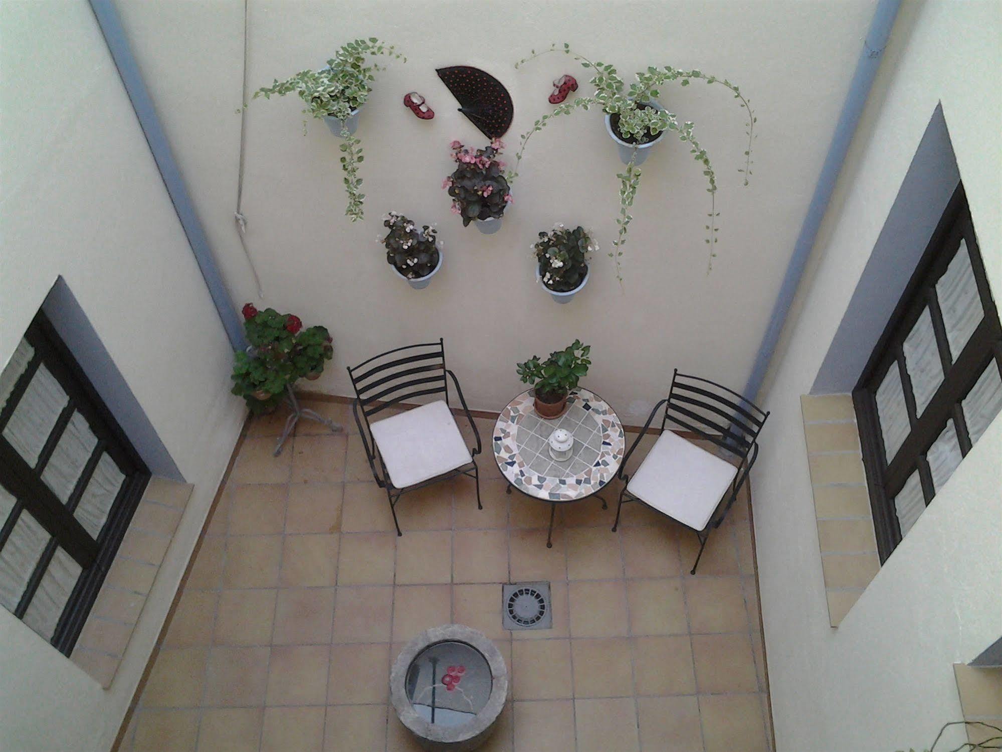 Hostal Azahar Кордова Экстерьер фото